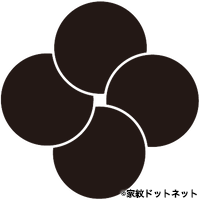 四つ重ね星の家紋情報 家紋検索no 1 家紋ドットネット 日本最大 家紋7 000種以上を掲載